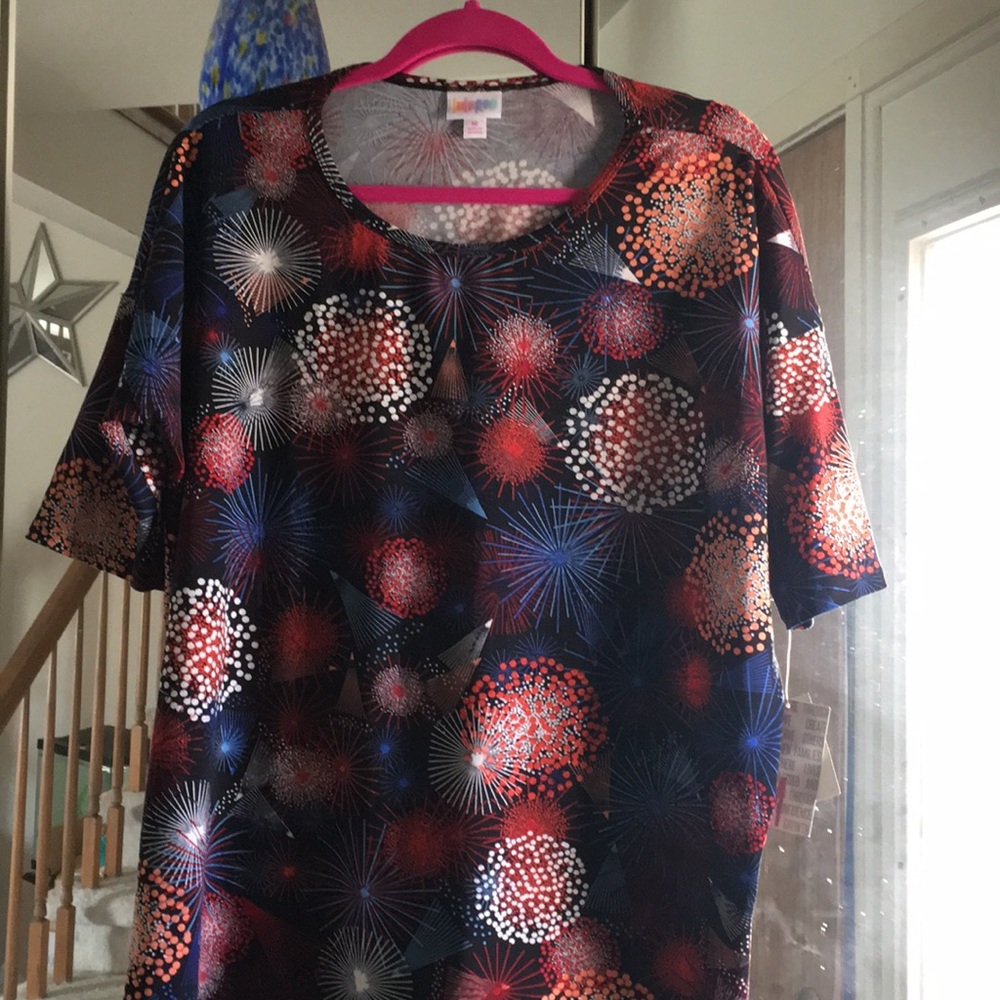 LuLaRoe Irma top, 💥last call 💥